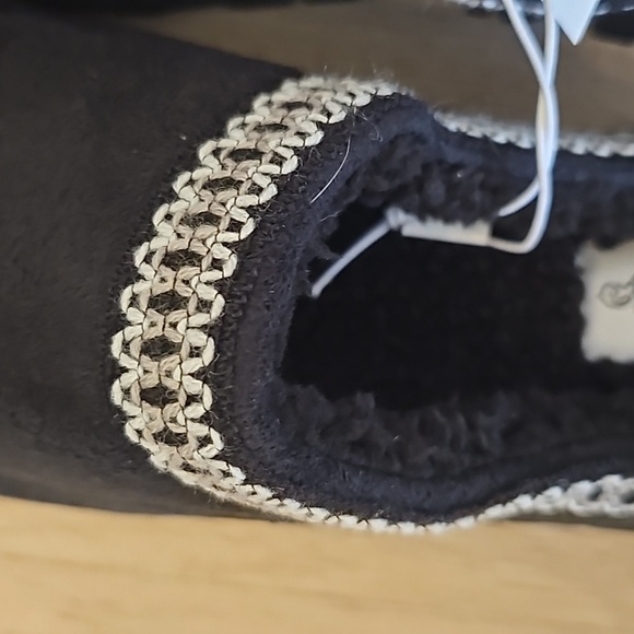 NWT Soul Mates Open Heel Black  Slipper w Crotchet Trim. Size 9 - Picture 6 of 8